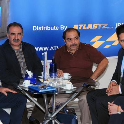نمایشگاه خودرو و صنایع وابسته